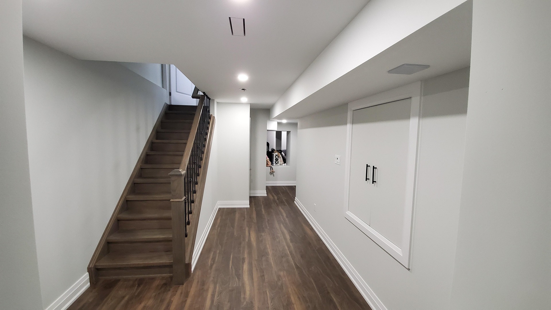 basement-remodeling-7900113_1920